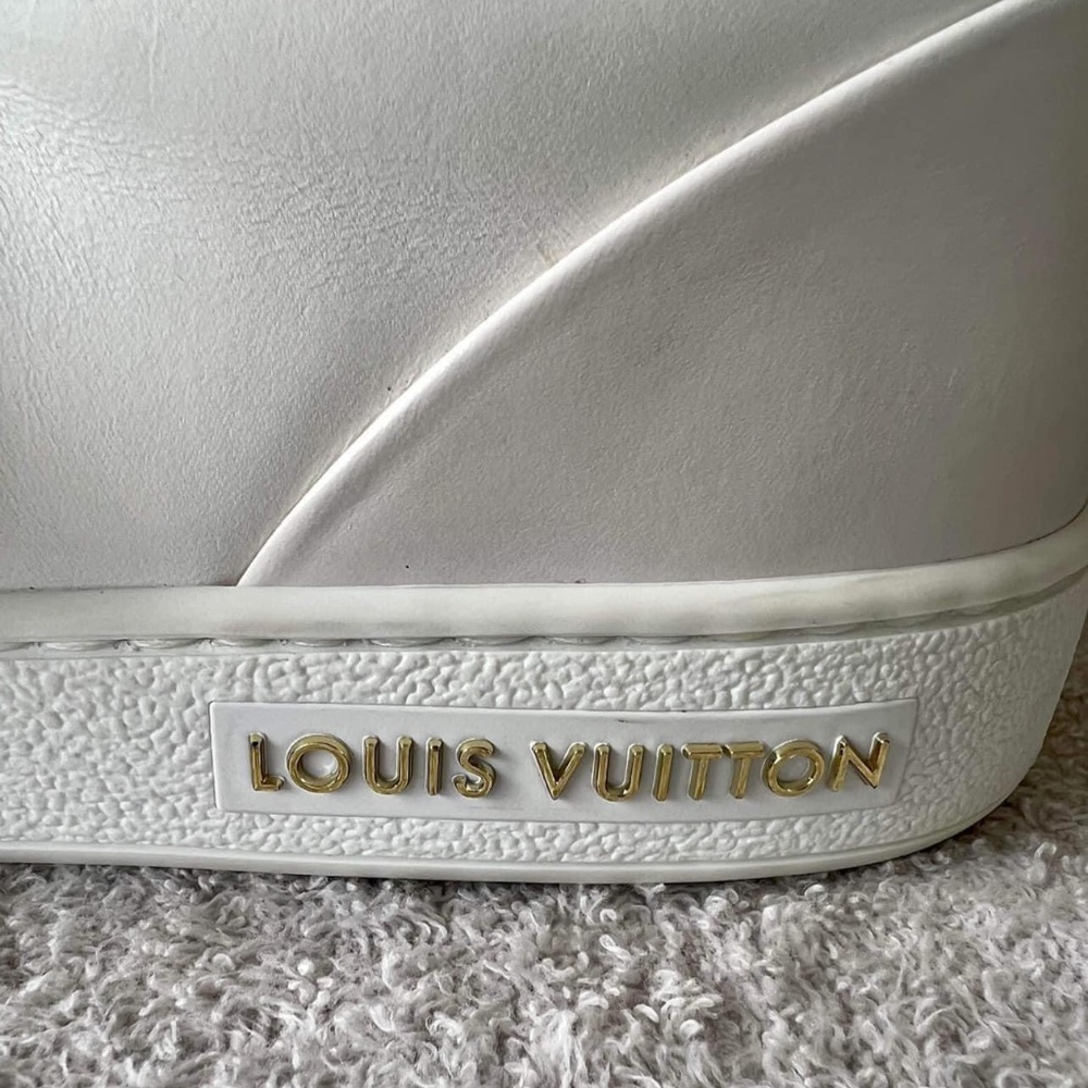 Louis Vuitton shoes - Picture 3 of 8